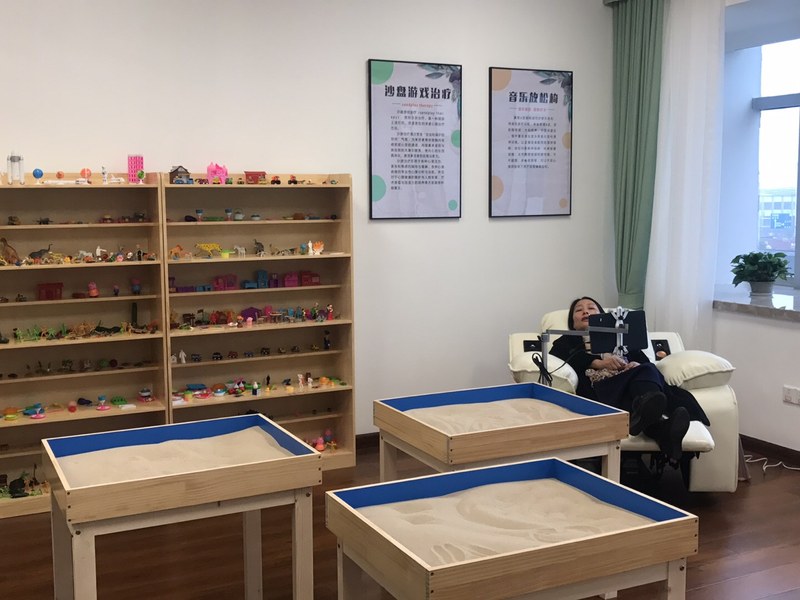 心理沙盘适用场景盘点:四类常见场所:厂家配置参考(1) 心理沙盘适用场景盘点:四类常见场所:厂家配置参考(1)